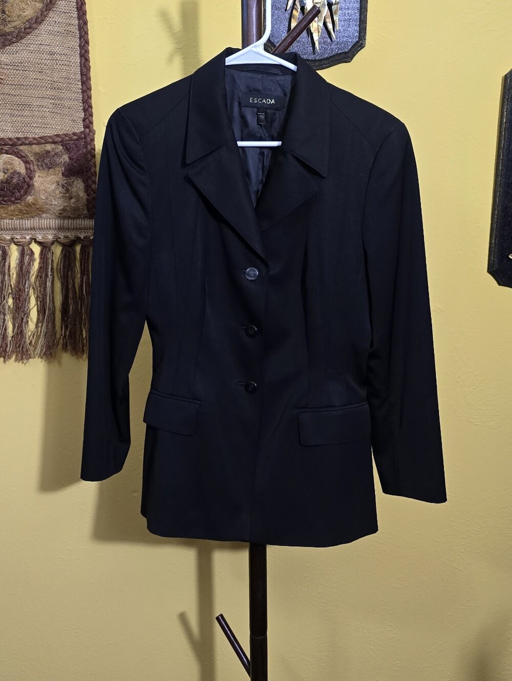 Escada Black Women's Classic Three-Button Blazer Sz S
